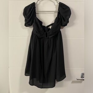 miami (Francesca’s) black baby doll dress, off the shoulder sleeves. Size small